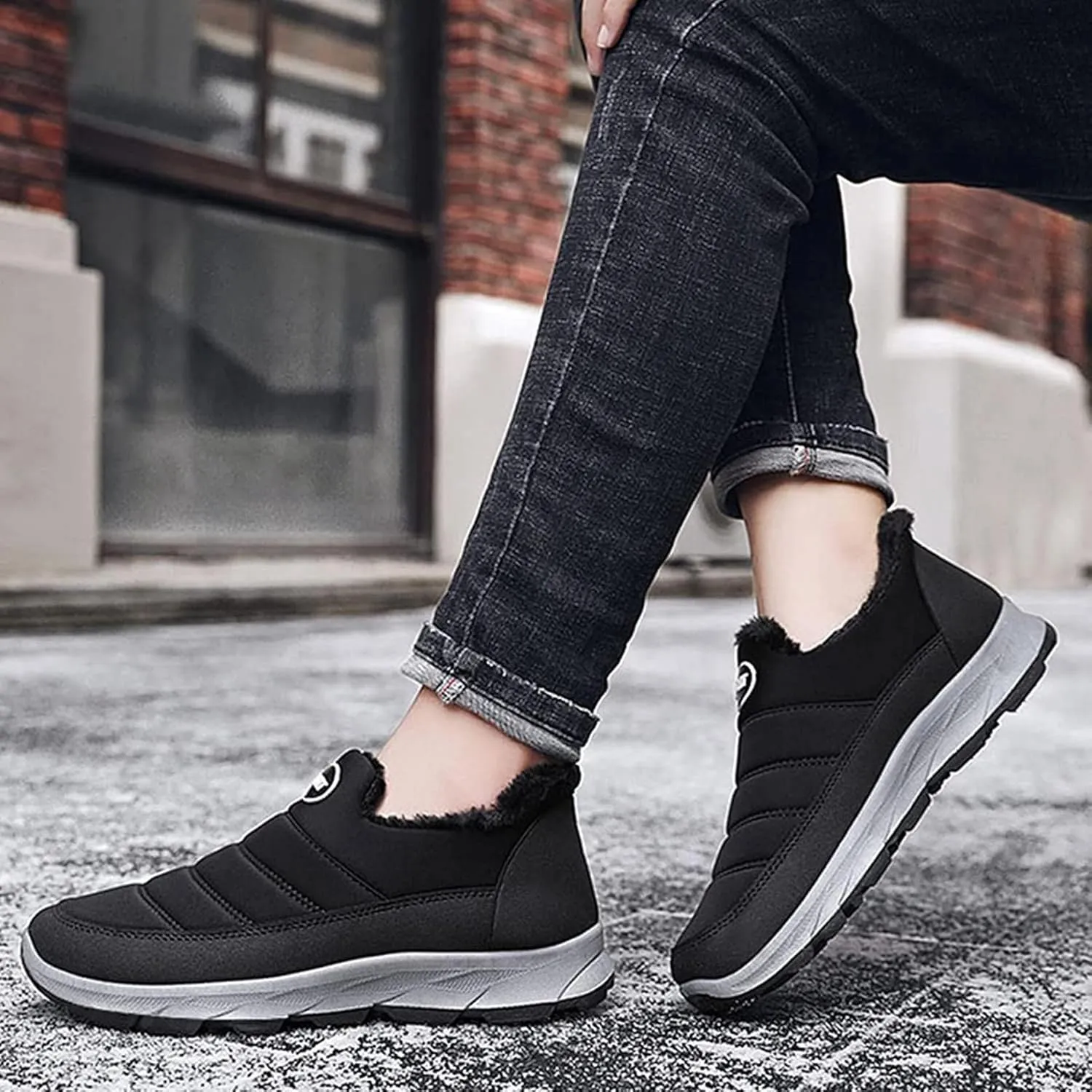 Yiozoi Men's Short Snow Boots Warm Plush Low Top Flat Shoes Soft Soles Windproof Men's Casual Walking Boots Non Slip